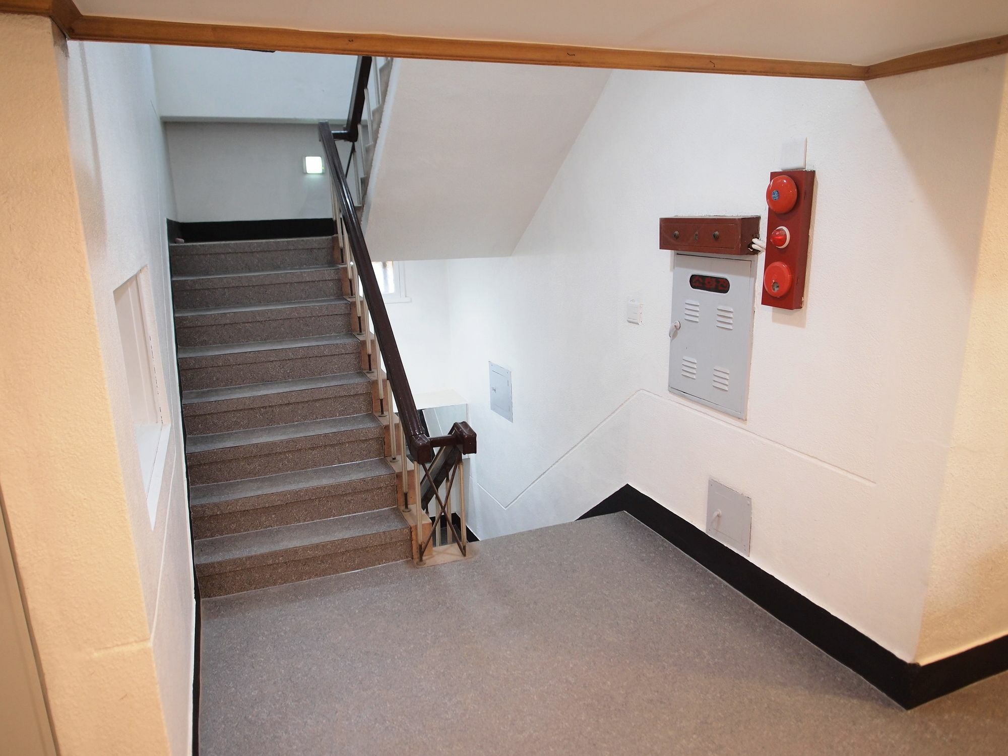 Hostel Gaon Sinchon Сеул Екстер'єр фото